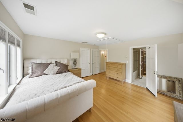 120 Old Chester Rd, Essex Fells Twp., NJ 07021