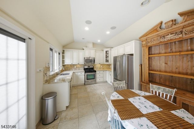 120 Old Chester Rd, Essex Fells Twp., NJ 07021