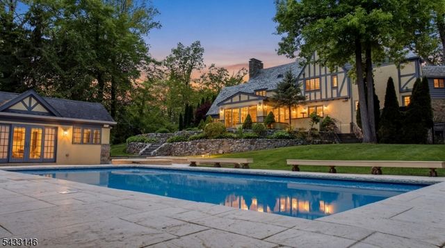 120 Old Chester Rd, Essex Fells Twp., NJ 07021