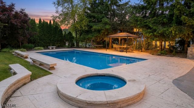 120 Old Chester Rd, Essex Fells Twp., NJ 07021