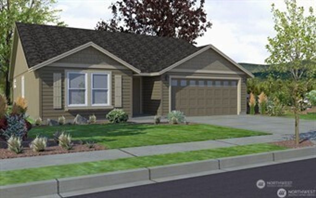 211 W Newfield Place, Moses Lake, WA 98837