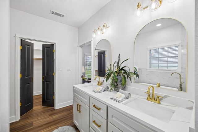15415 Skyhawk Lane, Beach City, TX 77523