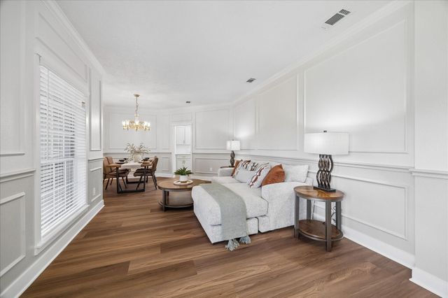 15415 Skyhawk Lane, Beach City, TX 77523