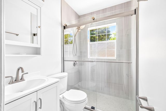 423 SW 11th Court A, Fort Lauderdale, FL 33315