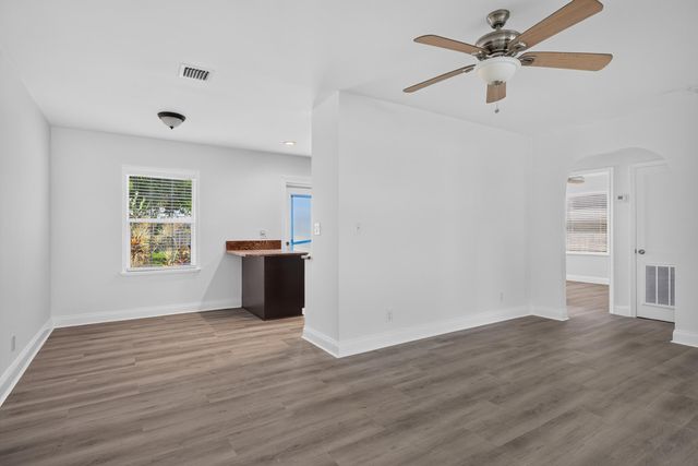 423 SW 11th Court A, Fort Lauderdale, FL 33315