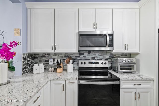 10963 SUGAR CRANE Court, Jacksonville, FL 32256