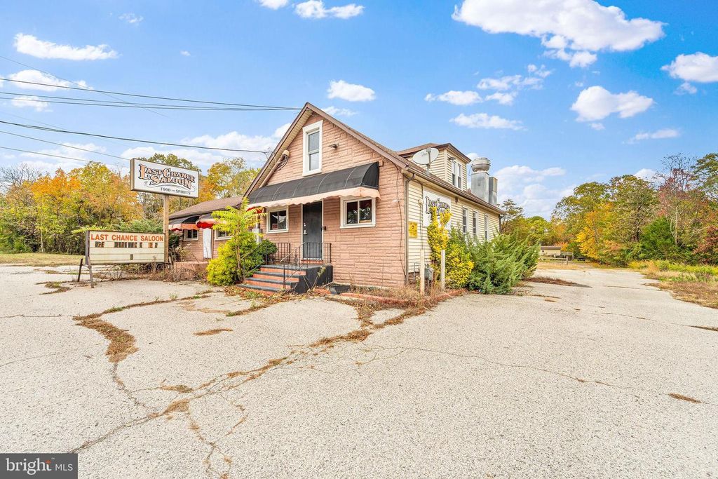 221 WHITE HORSE PIKE, Waterford Works, NJ 08089