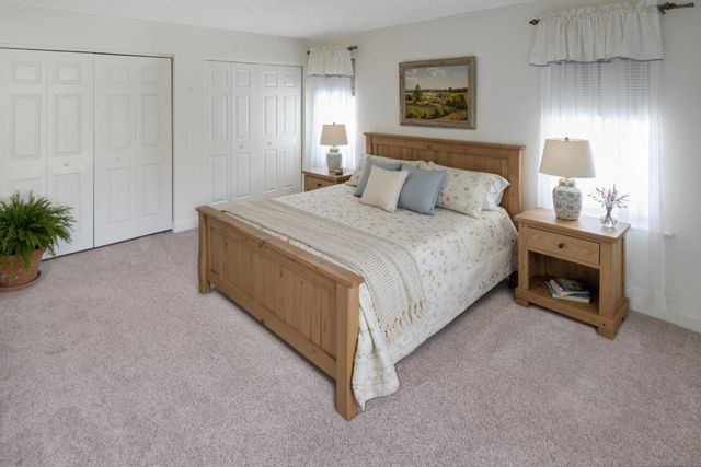 12 Hemlock Drive, Newton, NH 03858