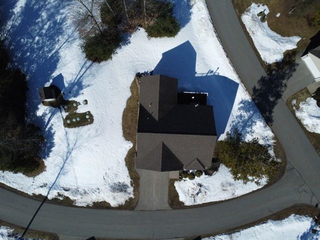 12 Hemlock Drive, Newton, NH 03858