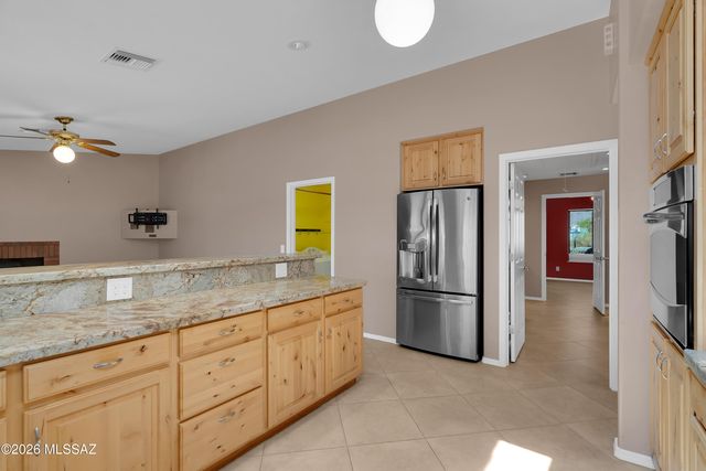 9820 E Nittany Way, Tucson, AZ 85749