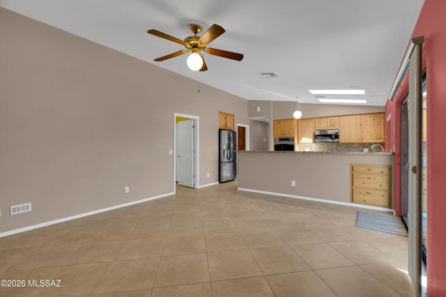 9820 E Nittany Way, Tucson, AZ 85749