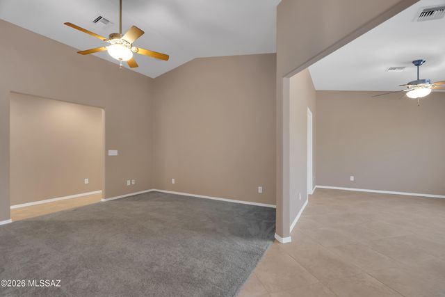 9820 E Nittany Way, Tucson, AZ 85749