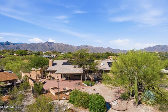9820 E Nittany Way, Tucson, AZ 85749