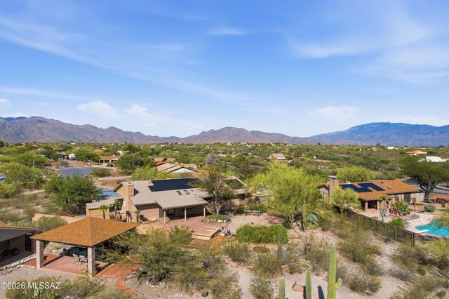 9820 E Nittany Way, Tucson, AZ 85749