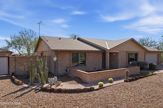 9820 E Nittany Way, Tucson, AZ 85749
