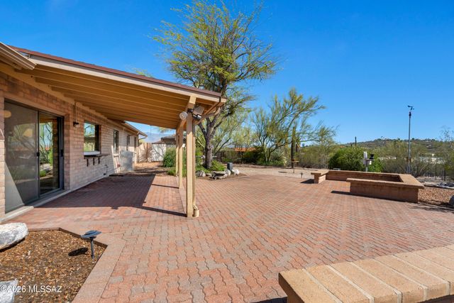 9820 E Nittany Way, Tucson, AZ 85749
