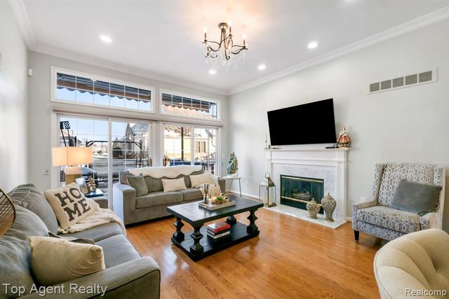 13359 Lillian Lane, Sterling Heights, MI 48313