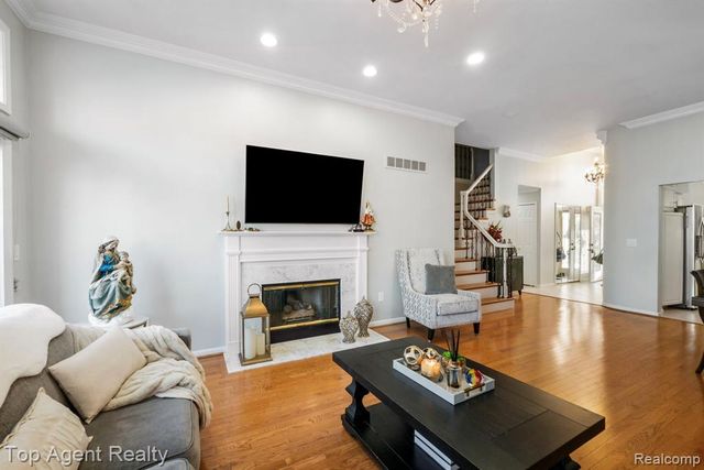 13359 Lillian Lane, Sterling Heights, MI 48313