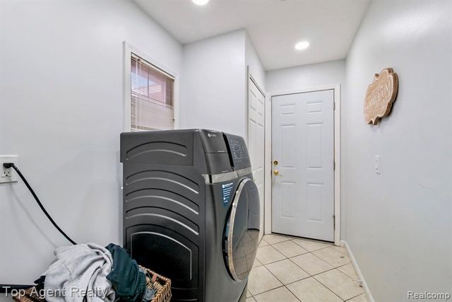 13359 Lillian Lane, Sterling Heights, MI 48313