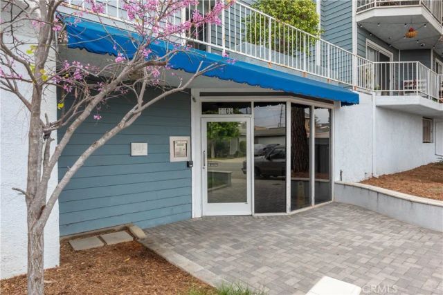 1100 Euclid Avenue 304, Long Beach, CA 90804