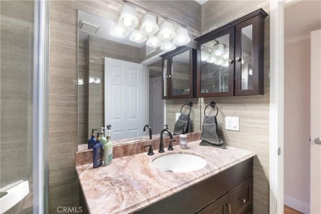 1100 Euclid Avenue 304, Long Beach, CA 90804