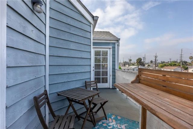 1100 Euclid Avenue 304, Long Beach, CA 90804