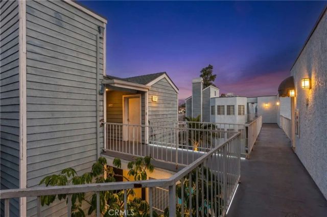 1100 Euclid Avenue 304, Long Beach, CA 90804