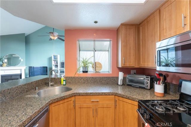 1100 Euclid Avenue 304, Long Beach, CA 90804