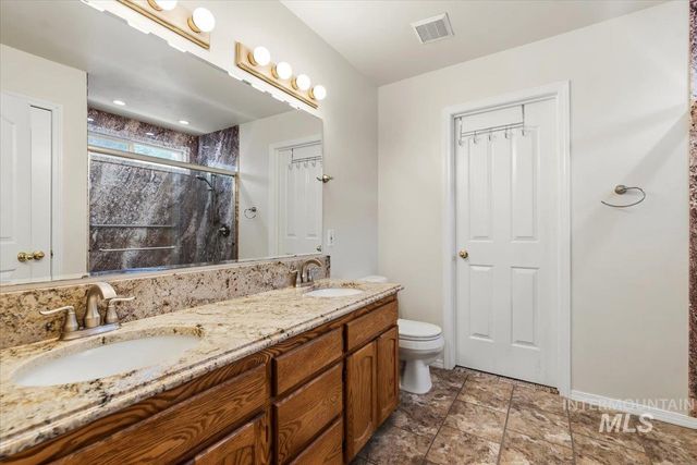 11855 W Dickens Dr, Boise, ID 83709