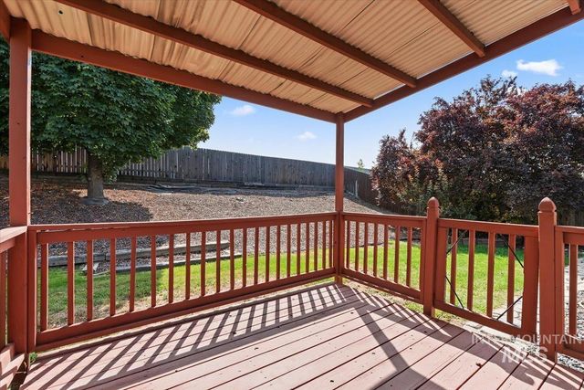 11855 W Dickens Dr, Boise, ID 83709