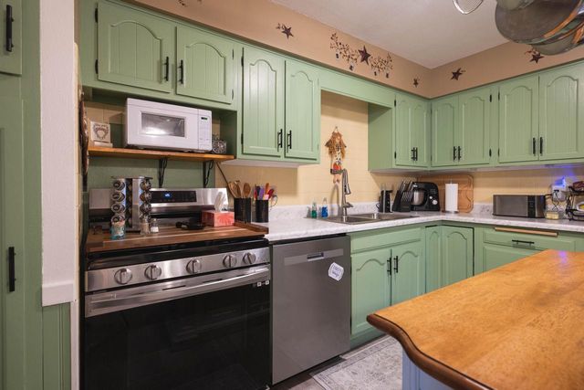 403 W Washington STREET, Delavan, WI 53115