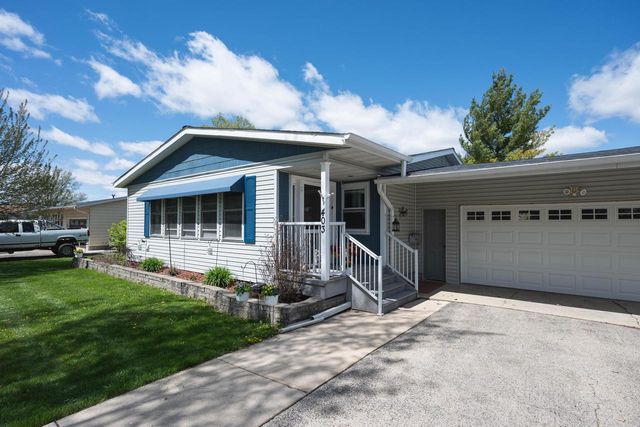 403 W Washington STREET, Delavan, WI 53115