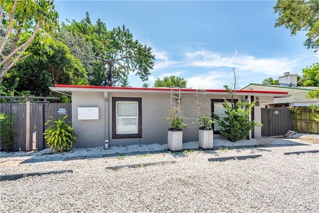 628 NE 8th Avenue 4, Fort Lauderdale, FL 33304