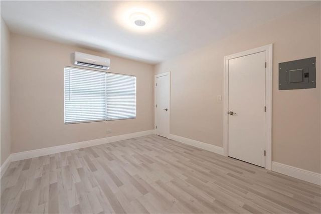 628 NE 8th Avenue 4, Fort Lauderdale, FL 33304