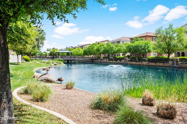 1661 E HAMPTON Lane, Gilbert, AZ 85295