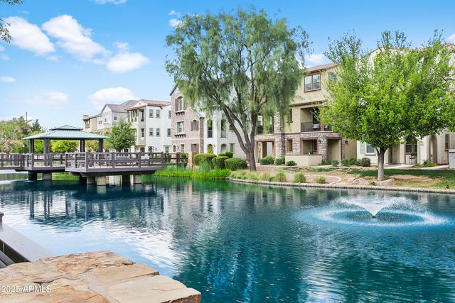 1661 E HAMPTON Lane, Gilbert, AZ 85295