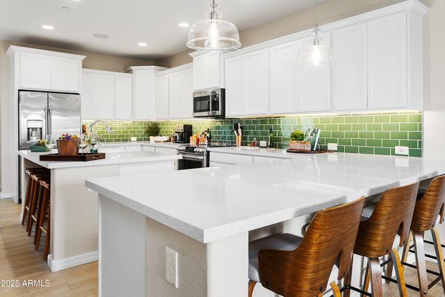 1661 E HAMPTON Lane, Gilbert, AZ 85295