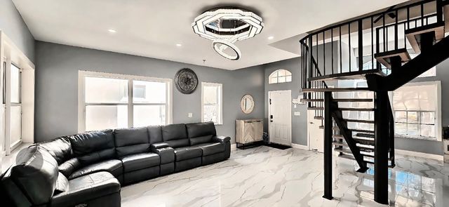 1888 NW 75th Way, Hollywood, FL 33024