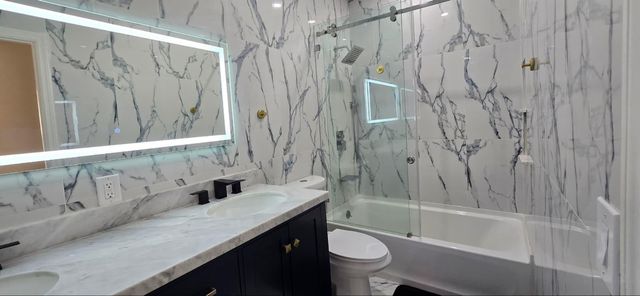 1888 NW 75th Way, Hollywood, FL 33024