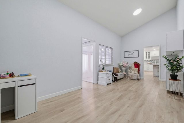 4600 4600 Delores Dr, Union City, CA 94587