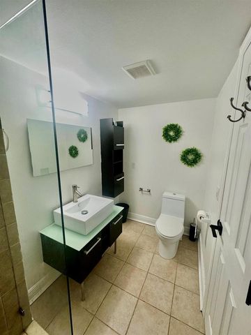 2750 NE 183rd Street 709, Aventura, FL 33160