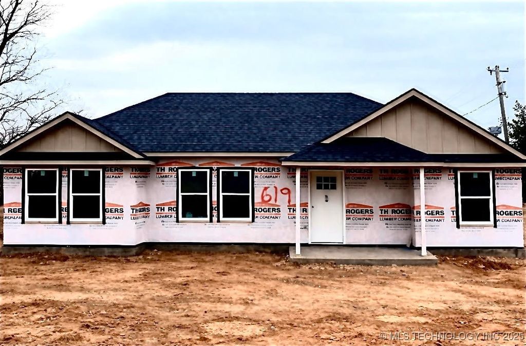 619 S McKinley Street, Calera, OK 74730