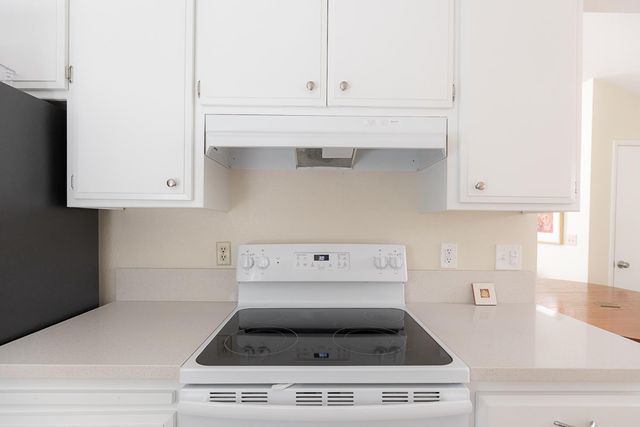 529 Flicker Ave, Davis, CA 95616