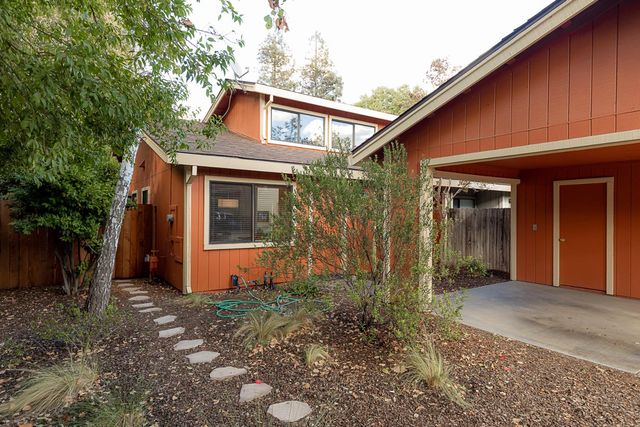 529 Flicker Ave, Davis, CA 95616