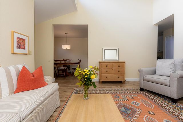 529 Flicker Ave, Davis, CA 95616