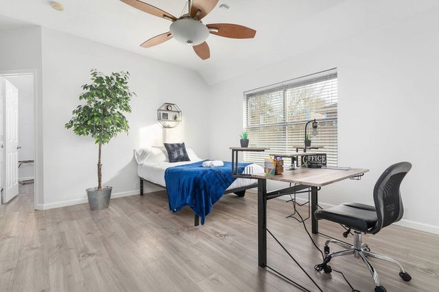 1918 Palace Drive, Grand Prairie, TX 75050