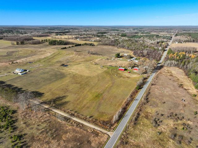 7550 Townline Road, Kingsley, MI 49649