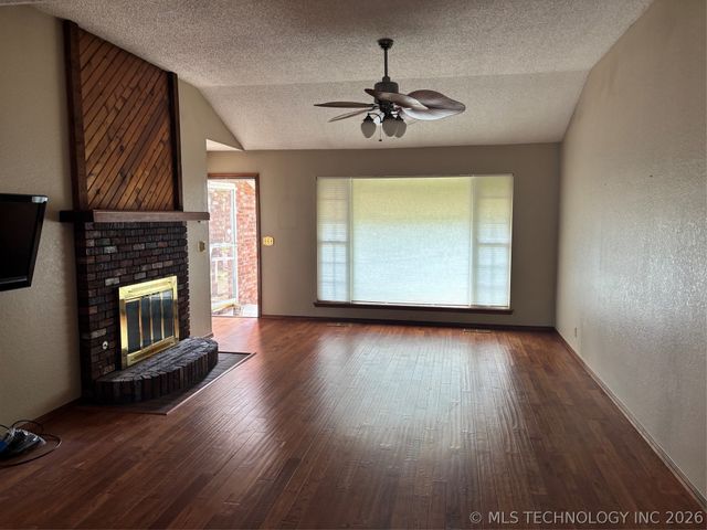 3415 S 88th East Avenue, Tulsa, OK 74145