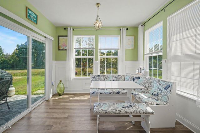 312 Avery Glenn Way, Fuquay Varina, NC 27526