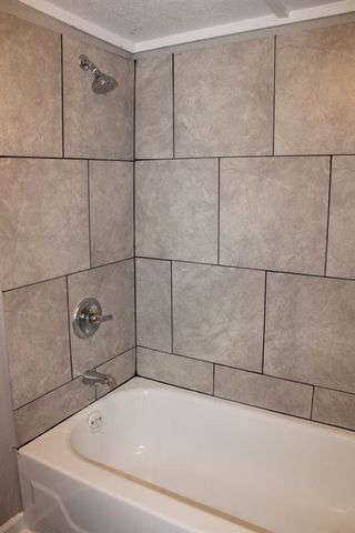 1712 Thompson Drive, Midwest City, OK 73110